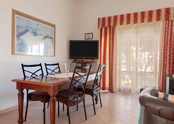 Cindy Bed & Breakfast 3*